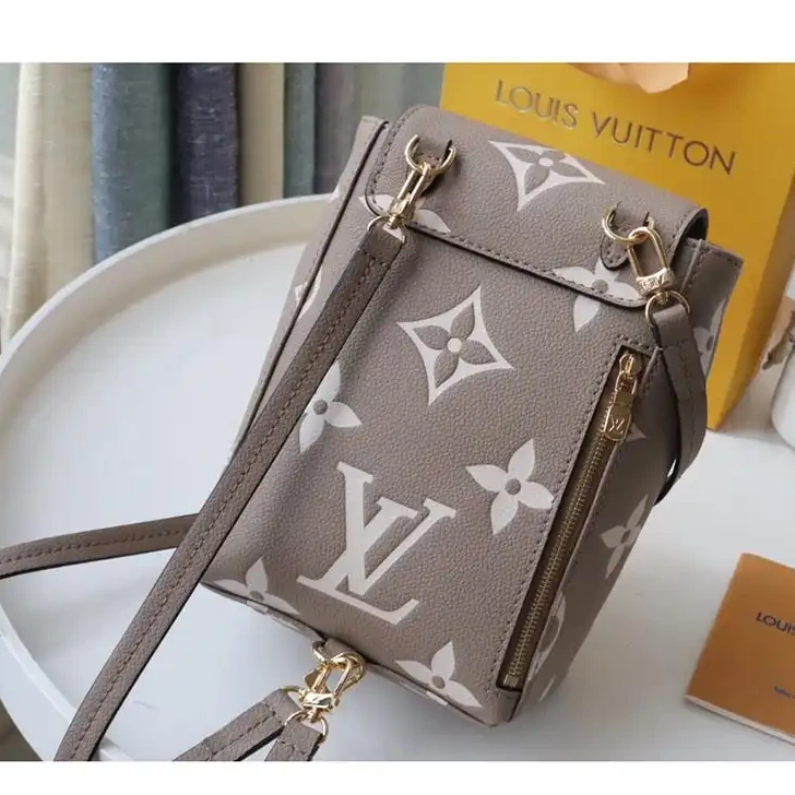 Fashionrepsfam ru Bags LV 2107YA0126 0505